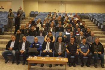 Domaniç’Te İlçe Afet Değerlendirme Toplantısı
