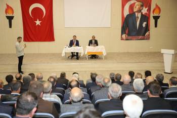 Domaniç’Te Muhtarların Taleplerini Dinledi
