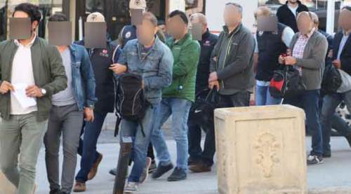 Dört farklı ilde yakalanıp, Eskişehir'e getirildiler