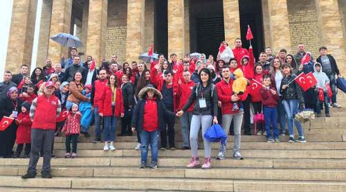 Down sendromlu çocuklardan Anıtkabir'e ziyaret