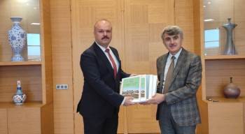 Dpü’ De İlk Kez Sürdürülebilirlik Raporu Hazırlandı
