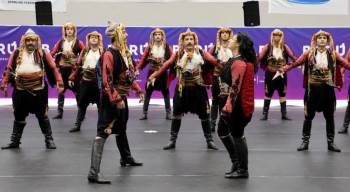 Dpü, Üniversiteler Halk Dansları Yarışması’Nda Türkiye İkincisi
