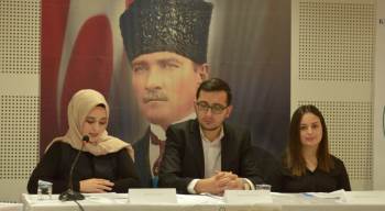 Dpü’De “Gönüller Sultanı Yunus Emre” İsimli Panel
