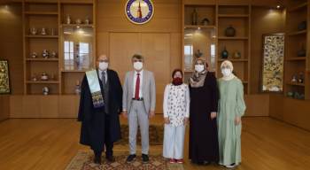 Dpü’De Akademik Yükseltme Töreni
