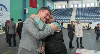 Dpü’De Engelsiz Kış Şenliği
