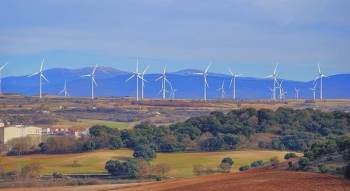 Dpü’Den Temiz Enerji Teknolojilerini Konu Alan Kitaba Destek
