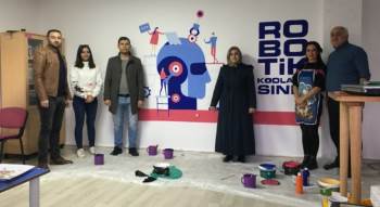 Dpü Güzel Sanatlar Fakültesi’Nden Anlamlı Etkinlik
