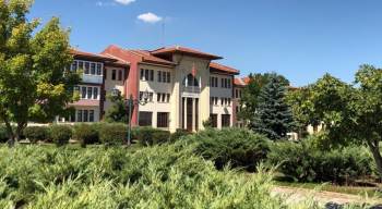 Dpü İle Kiev Politeknik’İn Bor Alanındaki İş Birliğine Destek
