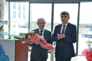 Dpü İslami İlimler Fakültesine Yeni Dekan
