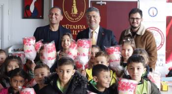 Dpü’Nün Motivasyon Tırı İlkokul Öğrencilerini Ağırladı
