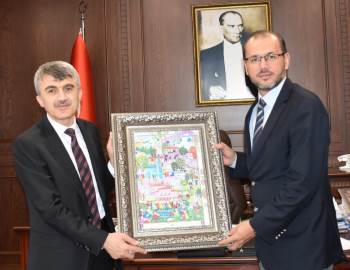 Dpü Rektörü Uysal’Dan, Afsü Rektörü Okumuş’A Nezaket Ziyareti
