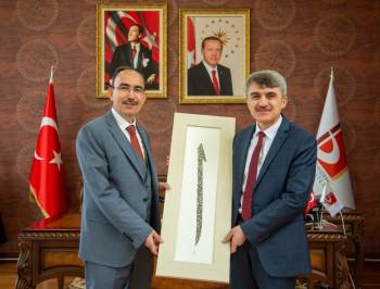 Dpü Rektörü Uysal’Dan, Bşeü Rektörü Beydemir’E Tebrik Ziyareti
