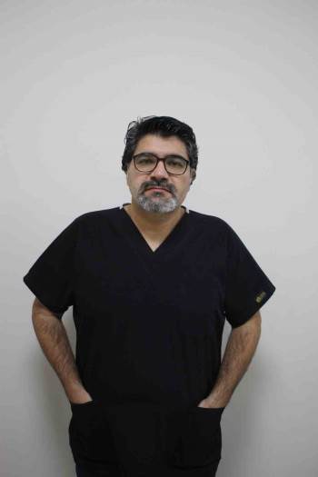 Dr. Çekici Hasta Kabulüne Başladı
