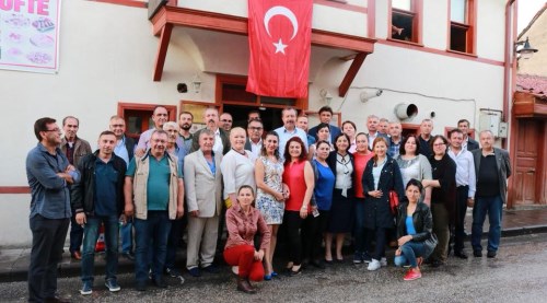 Dr. Jale Nur Süllü Balkan göçmenlerini unutmadı