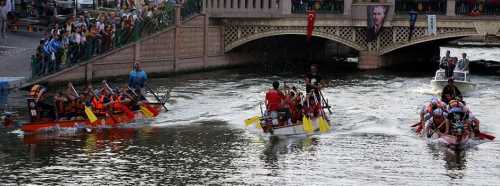 DRAGONS TAKIMI BİRİNCİ OLDU