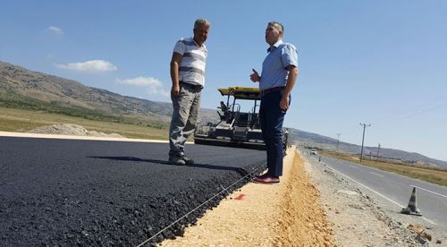 Duble yol için ilk asfalt döküldü