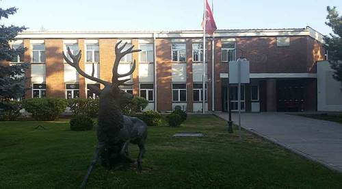 Dudakları okuyanlar