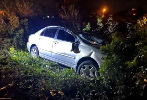 Düğün konvoyunda feci kaza: 4 kişi yaralandı!