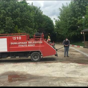 Dumlupınar’Da Dezenfekte Çalışmalarına Ara Verilmiyor
