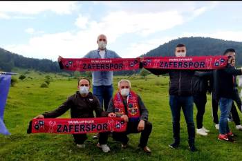 Dumlupınar’Da Halı Saha Hizmete Girdi
