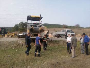 Dumlupınar’Da Köy Yolu Çalışmaları
