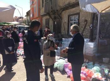 Dumlupınar İlçe Pazarında Korona Virüs Denetimi
