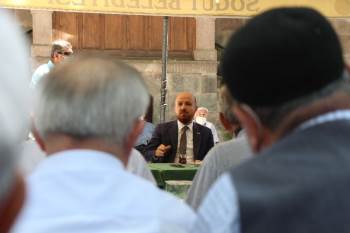 Dünya Etnospor Başkanı Bilal Erdoğan, Söğüt Sakinleriyle Çay Sohbetine Katıldı
