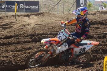 Dünya Şampiyonasından Heyecan Tüm Hızıyla Sürüyor
