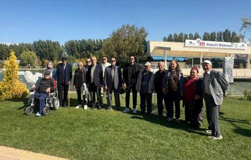 Dünya Yaşlılar Günü’nde Eskişehir’de renkli etkinlik