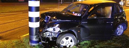 Dünyaca ünlü futbolcu kaza yaptı! Kaburgaları kırıldı