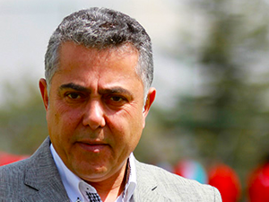 Dünyamız yıkıldı.