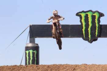 Dünyanın En İyi Motorcularının Kıyasıya Mücadelesi
