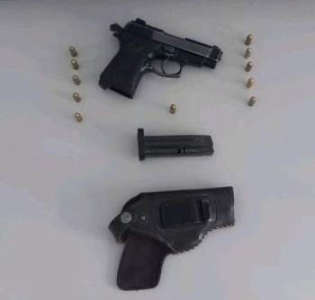 Dur İhtarına Uymayan Şüpheli Ruhsatsız Tabanca İle Yakalandı
