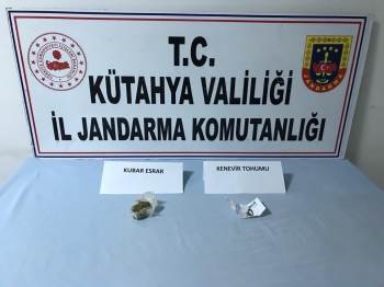 Durdurulan Şahsın Üzerinde Uyuşturucu Madde Ele Geçirildi
