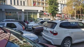 Duyarsız Sürücüler Diğer Sürücülere Zor Anlar Yaşatıyor
