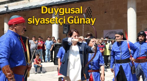 Duygusal siyasetçi Günay
