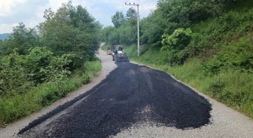Düzce’de bozulan köy yolları iyileştiriliyor