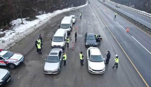 Düzce’de denetimler sıkılaşıyor: 162 araç trafikten men edildi