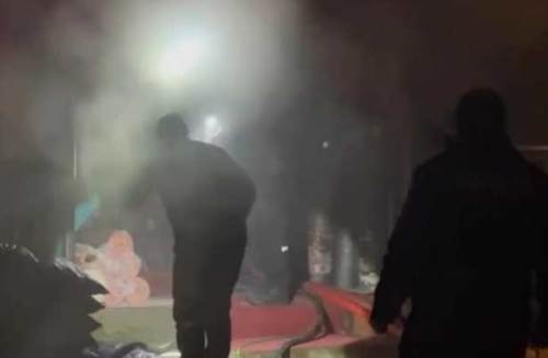 Düzce'de nalbur dükkanında çıkan yangına hızlı müdahale