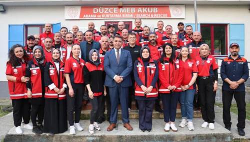 Düzce’de öğretmenlerden arama kurtarma eğitim merkezi