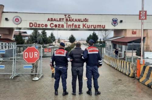 Düzce’de uyuşturucuya geçit yok: 11 tutuklama