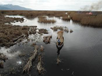 Eber Gölü’Nü Ateşe Veren Şüpheli Drone Sayesinde Yakalandı
