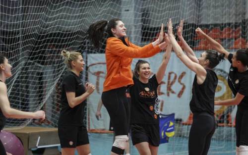 Eczacıbaşı Dynavit, ligin son maçında V. Bank’ı konuk ediyor!