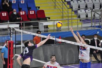 Efeler Ligi: Afyon Belediye Yüntaş: 3 - Tokat Belediye Plevne: 0
