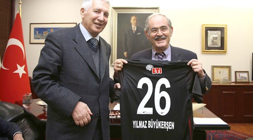 Efsane futbolculardan Büyükerşen’e ziyaret