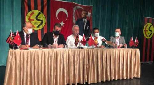 Efsane sahipsiz kaldı!