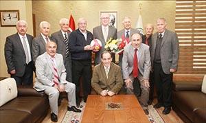 Efsanelerden Kurta ziyaret