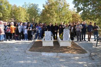 Eğitim Gönüllüsü İbrahim Naci Eren Mezarı Başında Anıldı
