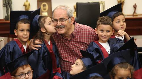 Eğitim hayatlarında başarılar dilerim