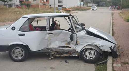 Ehliyetsiz sürücü dehşet saçtı!